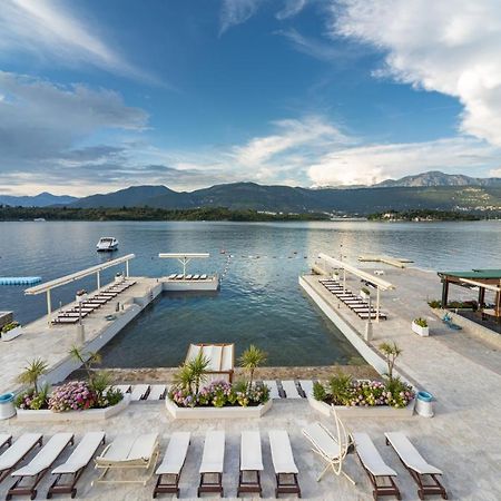 Apartments Adeona Tivat Bagian luar foto