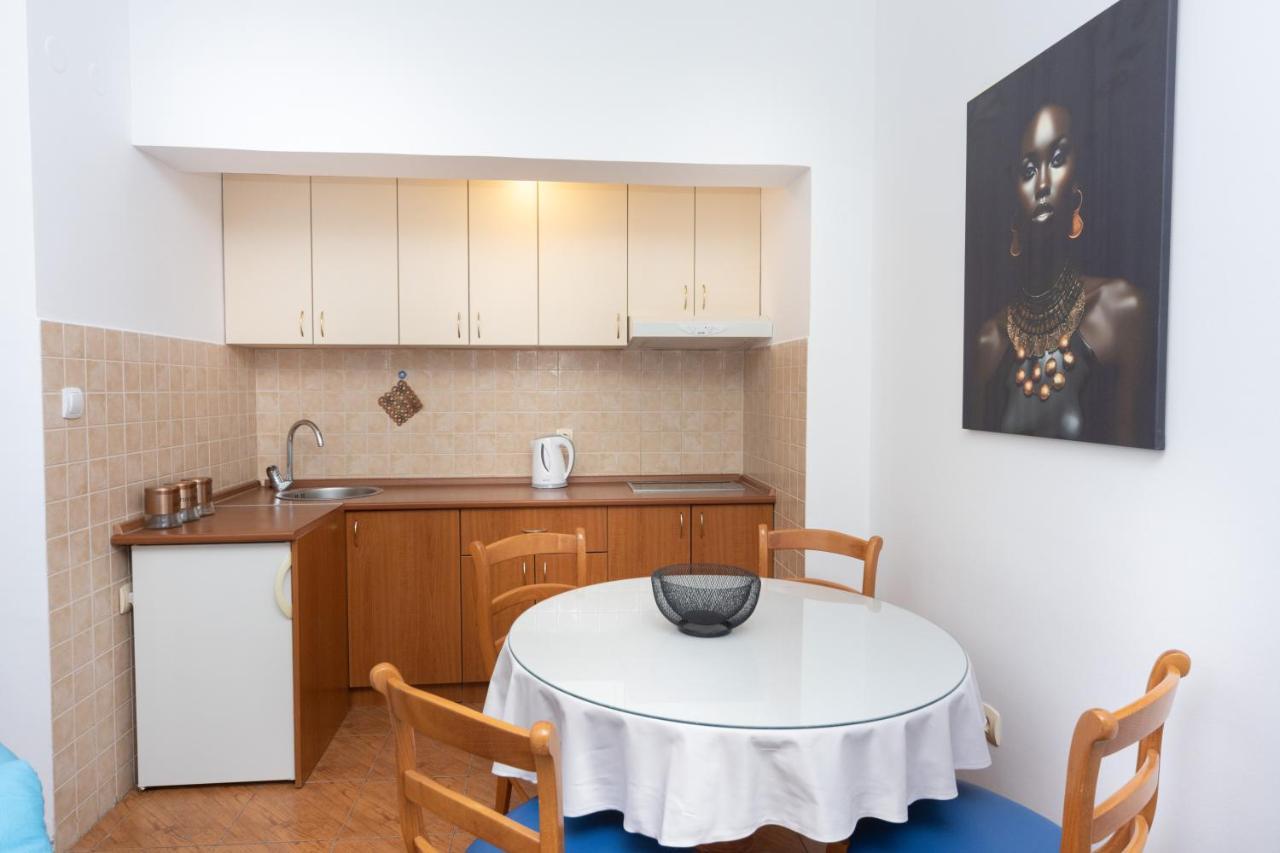 Apartments Adeona Tivat Bagian luar foto