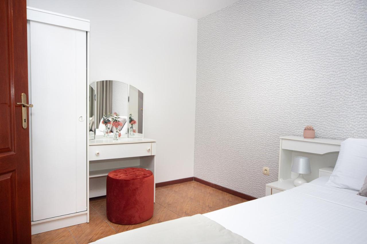 Apartments Adeona Tivat Bagian luar foto